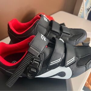 Peloton Black and Red Athletic Shoes 39